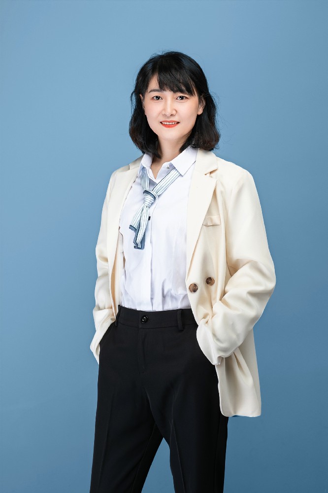 恭喜胡一老师入库华熠智库