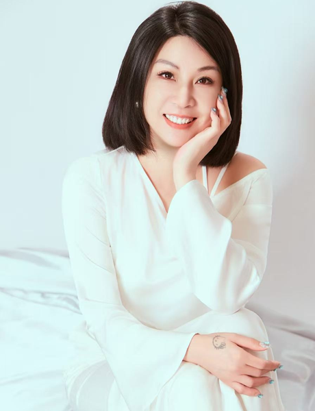 华熠智库专家照片模板.png